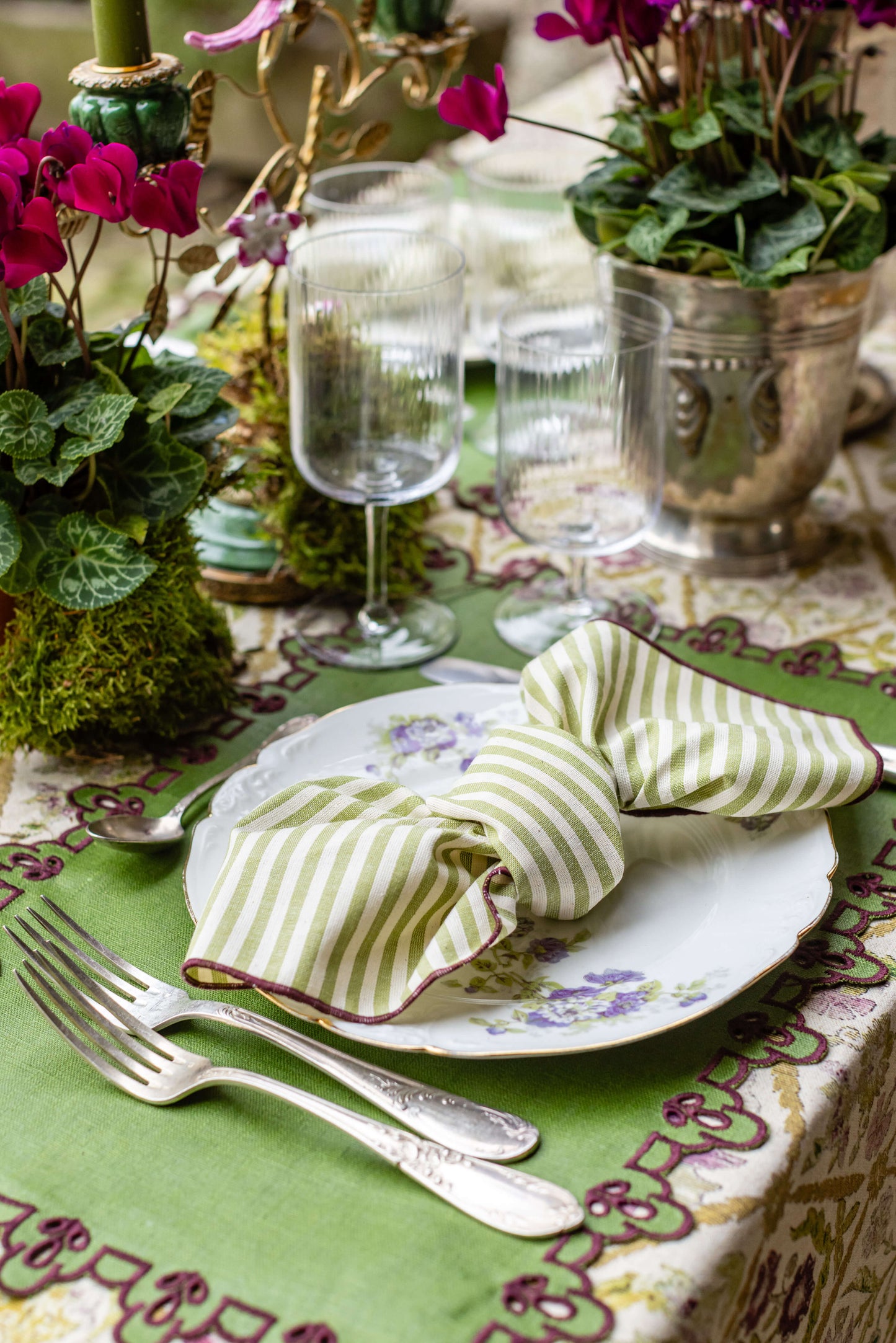 Amalfi Placemat in Stain Resistant Linen(50*35)