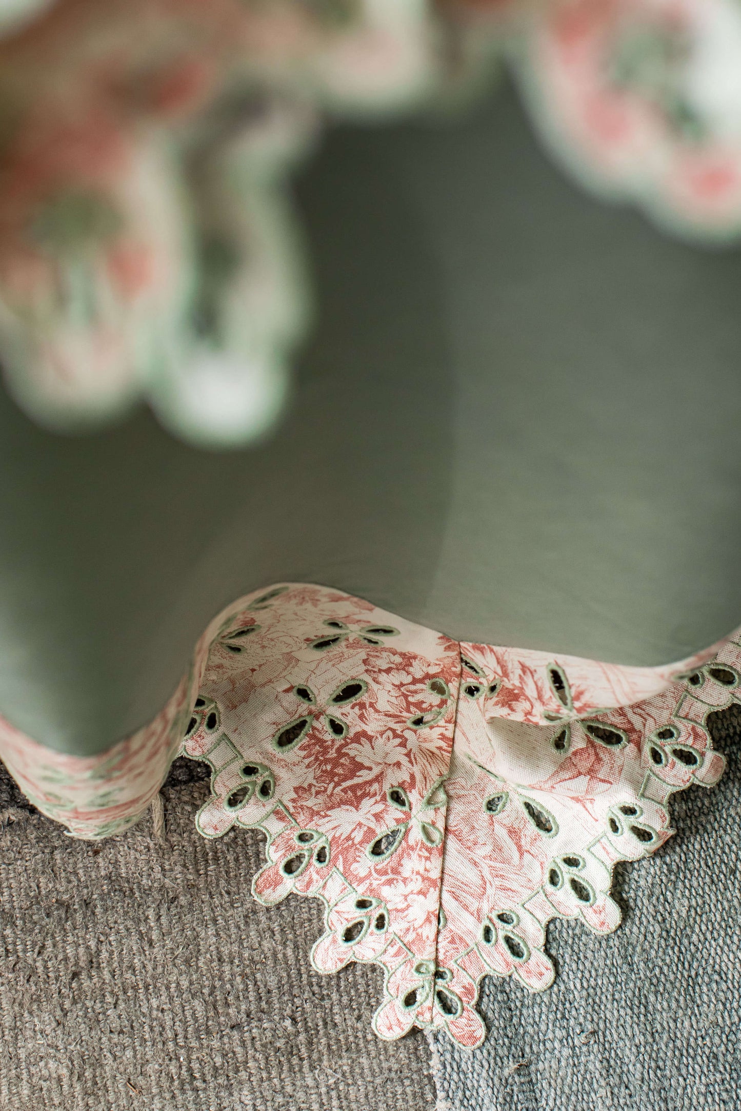 Amalfi Stain Resistant Linen Tablecloth (180*180)