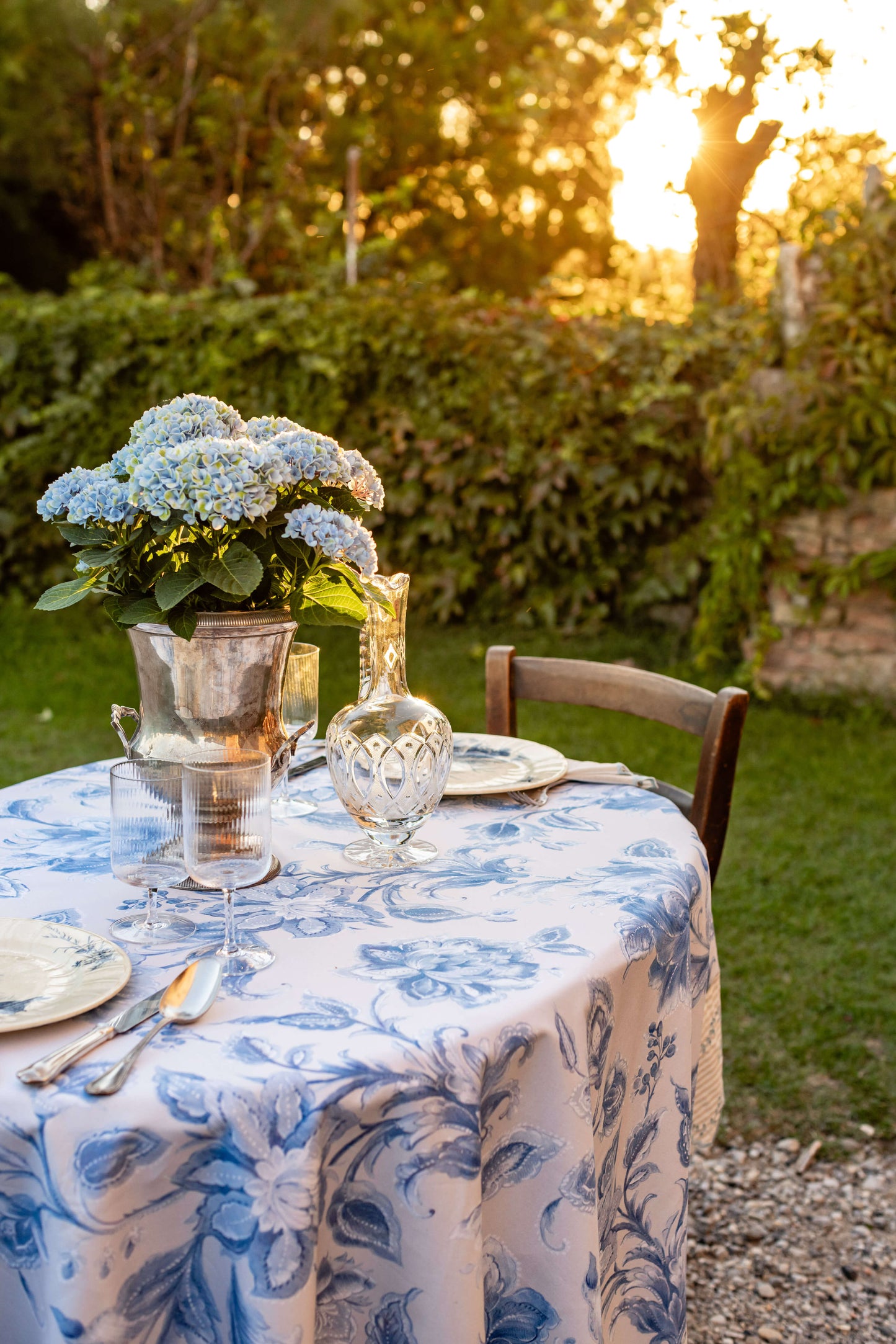 Eden Stain-Free Cotton Tablecloth( 180*180)